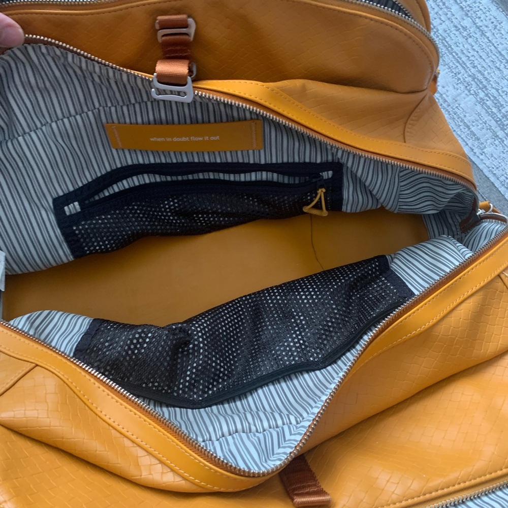 Lululemon Large Bag - Picture 7 of 8